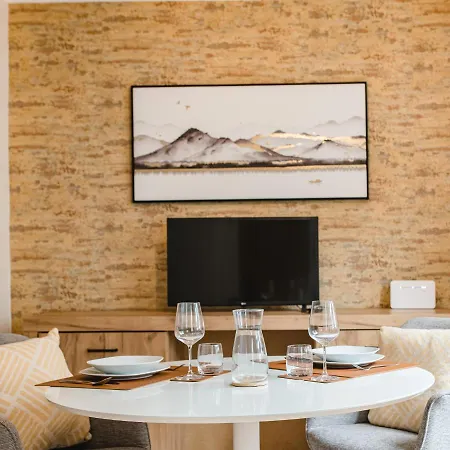 Service Direkt Neben Hauptbahnhof Apartment *