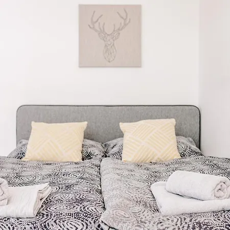 Service Direkt Neben Hauptbahnhof Apartment Graz